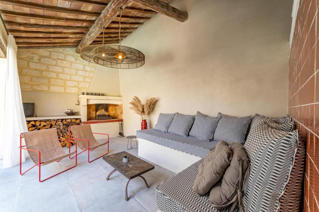 Hotel Marcelle en Camargue Aigues-Mortes Exterior foto