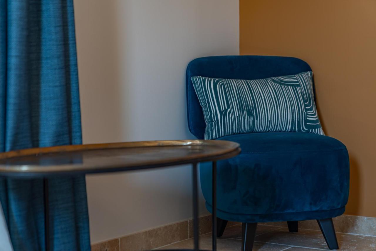 Hotel Marcelle en Camargue Aigues-Mortes Exterior foto